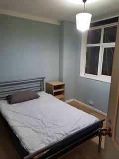 3 bedroom flat to rent - Hyperion House, Brixton Hill, London SW2