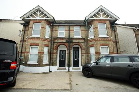 1 bedroom in a house share to rent, Bournemouth Road, Lower Parkstone