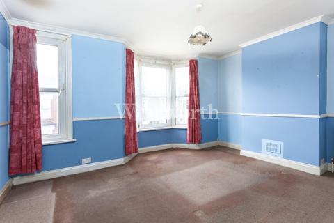 77 Winchelsea Road, London, N17 6XL