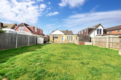 13 King George Road, Chatham, ME5 0TX