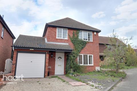 5 Barnard Close, Stoke Holy Cross, Norwich, NR14 8LJ
