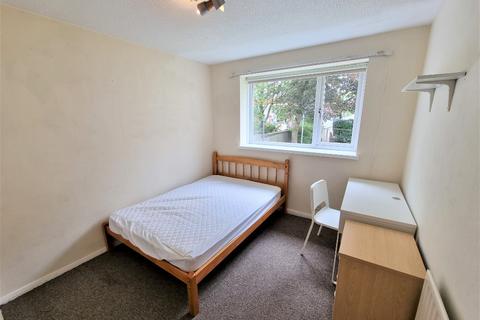 3 bedroom flat to rent, Linksfield Gardens, Old Aberdeen, Aberdeen, AB24