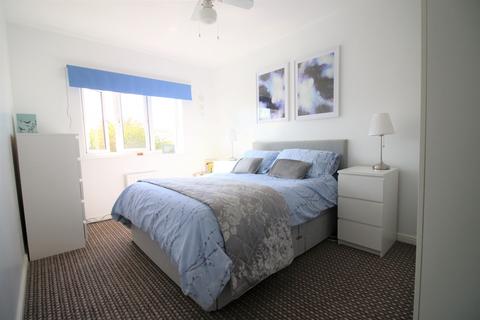 12 Birch Close, Stalmine, Poulton-le-fylde, FY6 0GJ