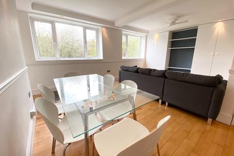 2 bedroom apartment to rent, Imogen Court, Regent Park, Salford, Manchester, M5 4TQ