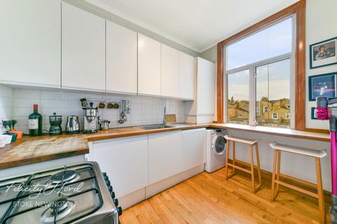 45b Rectory Road, London, N16 7PP