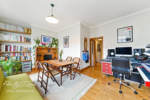 45b Rectory Road, London, N16 7PP