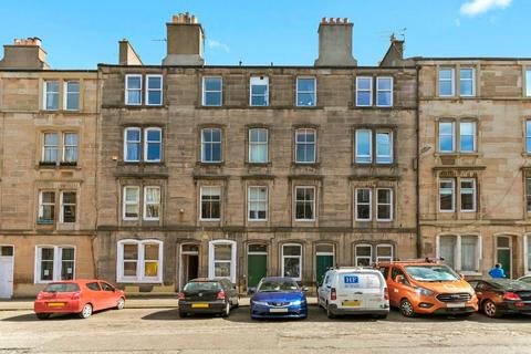 2 bedroom flat to rent, Brunswick Street, Hillside, Edinburgh, EH7