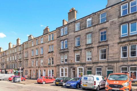 2 bedroom flat to rent, Brunswick Street, Hillside, Edinburgh, EH7