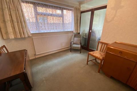 12 Billing Road, Brafield On The Green, Northampton, NN7 1BL