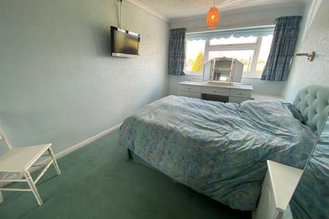 12 Billing Road, Brafield On The Green, Northampton, NN7 1BL