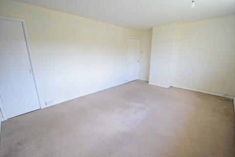 17 Trussell Crescent, Winchester, SO22 6DY