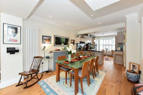 21 Dane Road, London, W13 9AQ