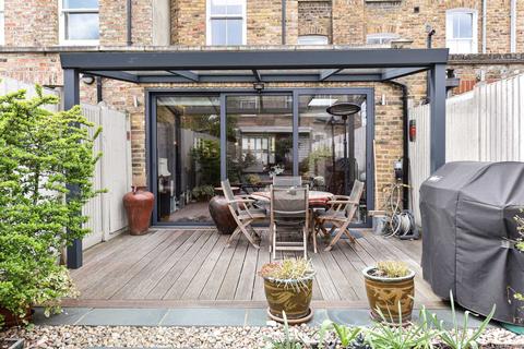 21 Dane Road, London, W13 9AQ