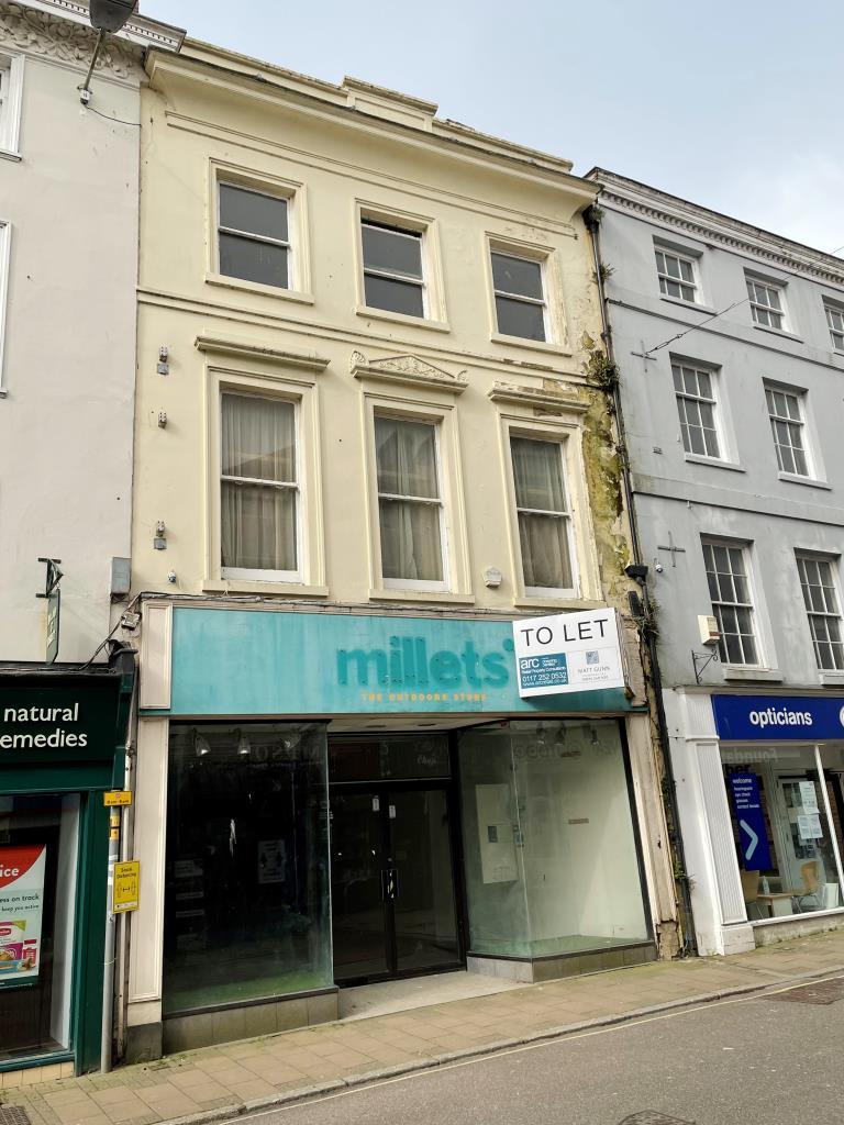 91 High Street, Barnstaple, Devon Retail property (high street) £140,000
