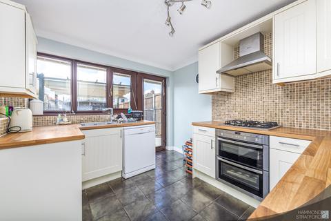 14 Curtis Road, Norwich, NR6 6RB