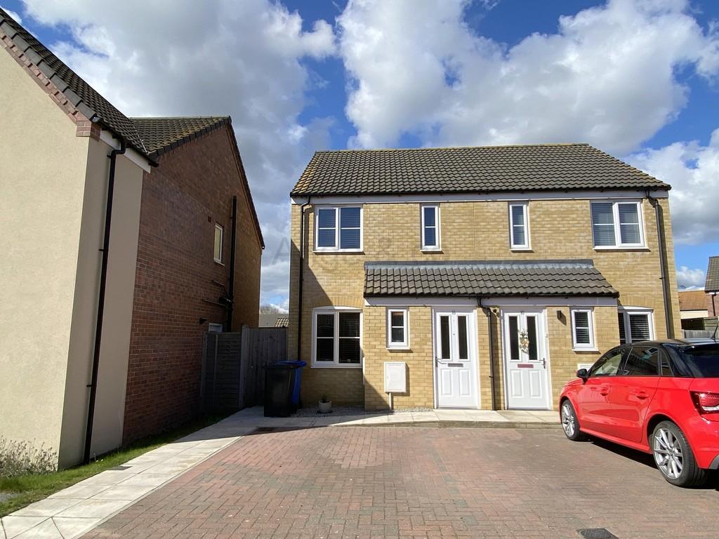 Hunton Road, Oulton, Lowestoft 2 bed semidetached house £180,000