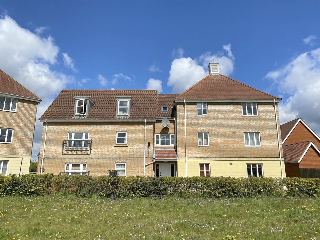 Rushton Drive, Carlton Colville, Lowestoft 2 bed apartment £110,000