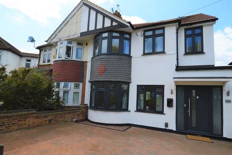 284 Broad Walk, Kidbrooke, London, SE3 8NH
