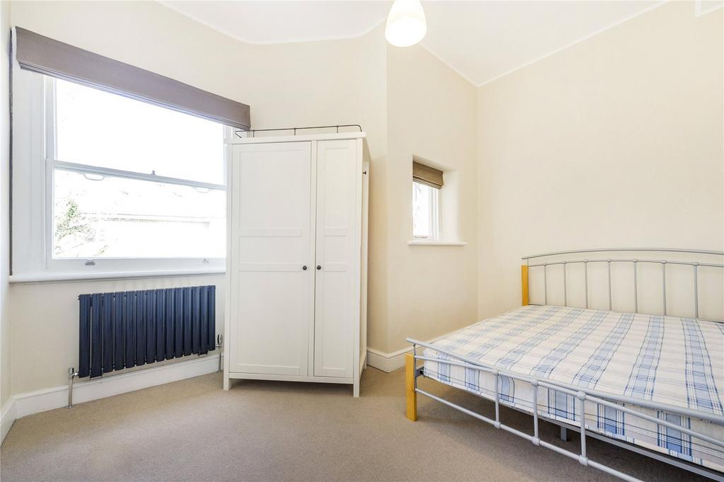 Apartment in London - View 4
