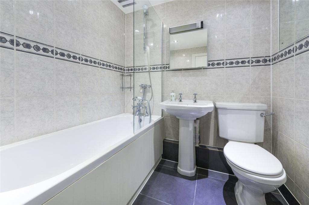 Apartment in London - View 5