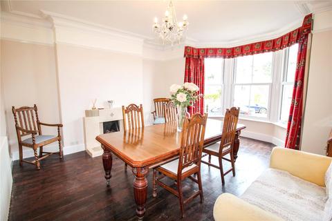 3 Langleigh Terrace, Ilfracombe, EX34 8EB