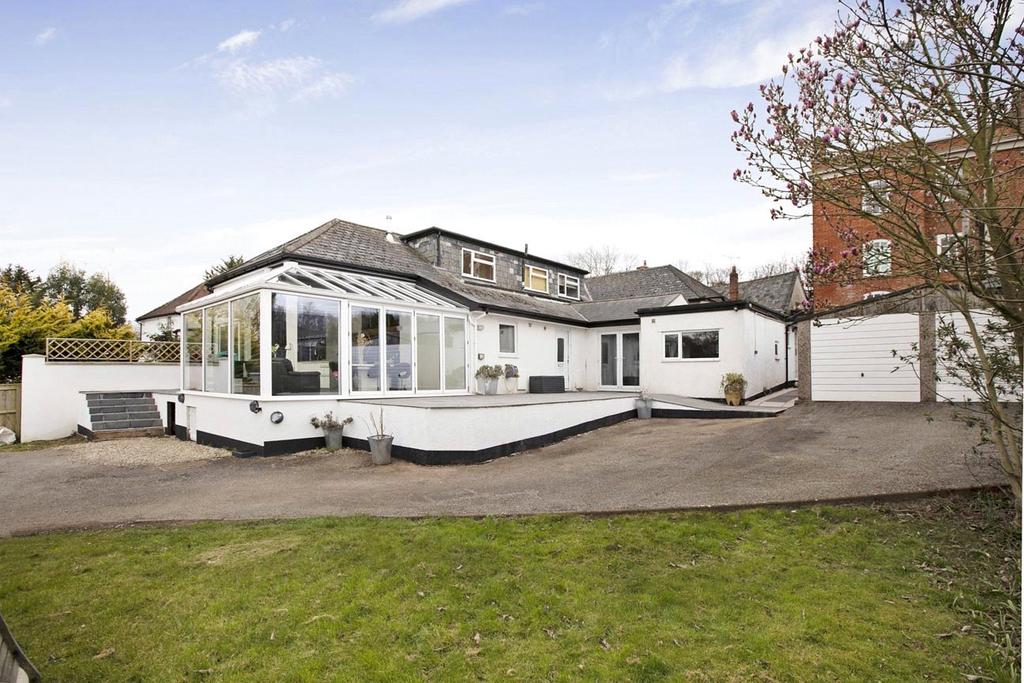 Ebford, Devon 4 bed detached house £750,000
