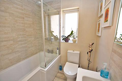 6 Baron Close, Bearsted, Maidstone, ME14 4PZ