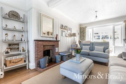 17 Leveret Close, New Addington, Croydon, CR0 0ER
