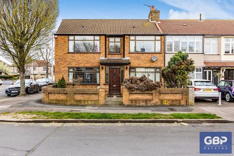 1 Birch Crescent, Hornchurch, RM11 2NN