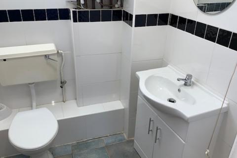 1 bedroom flat to rent, Gateshead High Street, Gateshead NE8