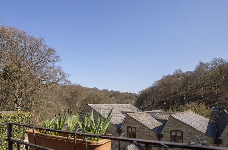 2 The Herons, Stansfield Mill Lane, Triangle, HX6 3JX 3 bed semi