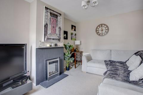 27 Hearnes Meadow, Seer Green, Beaconsfield, HP9 2YJ