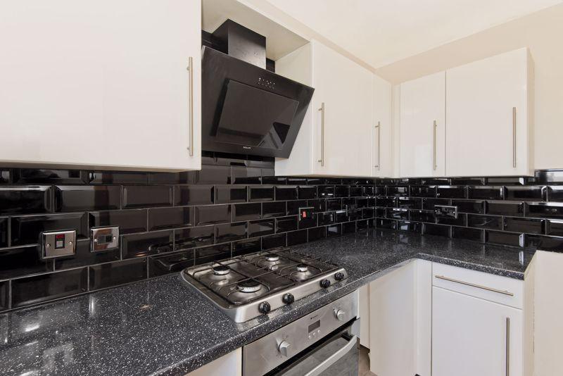 Kitchen (2)