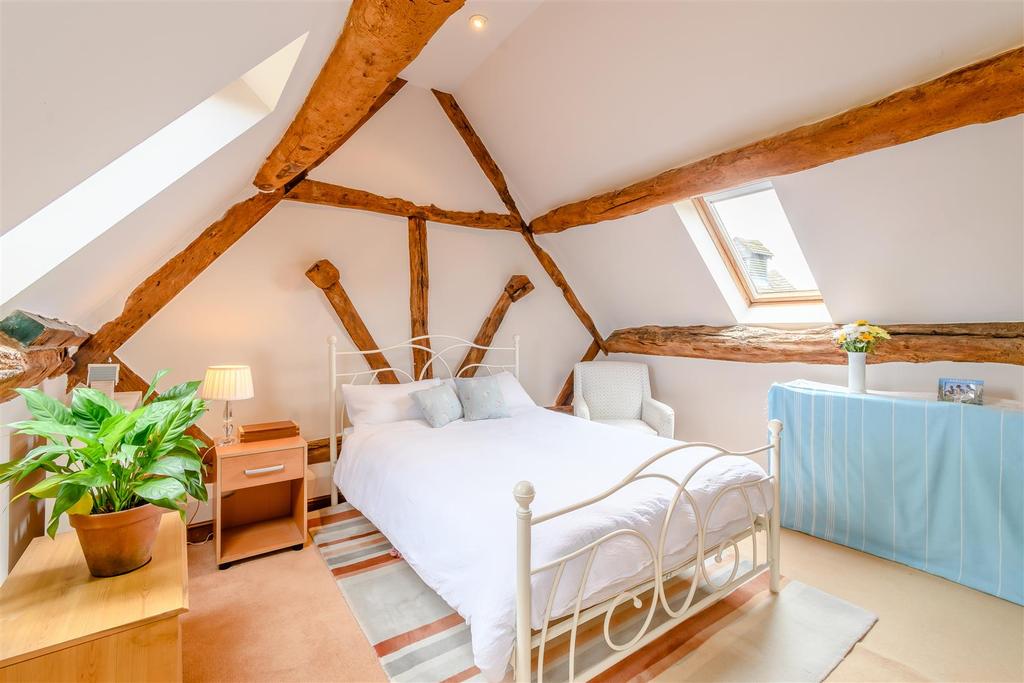 8455219-interior47.jpg