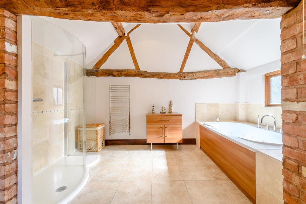 8455219-interior13.jpg