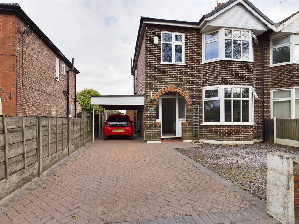 Park Road, Salford 3 bed semidetached house £270,000