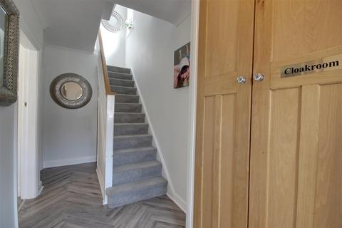56 Derrymore Road, Willerby, Hull, HU10 6ET