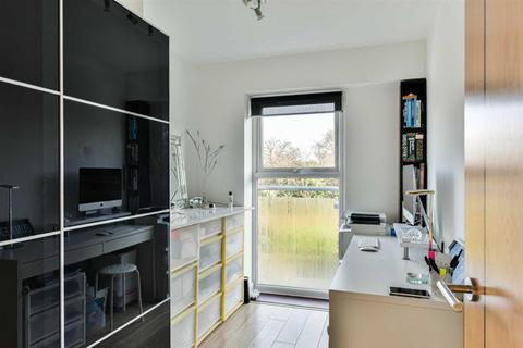 8 Barn Elms Close, Worcester Park, KT4 7AP