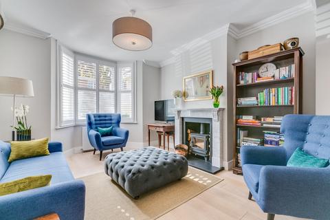 25 Wiseton Road, London, SW17 7EE