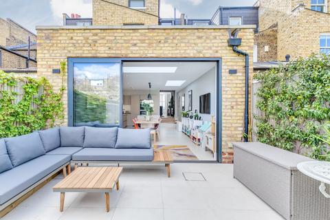 25 Wiseton Road, London, SW17 7EE