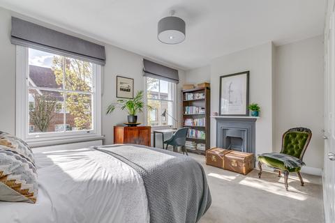 25 Wiseton Road, London, SW17 7EE