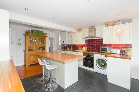 54 Wyeths Road, Epsom, KT17 4EB
