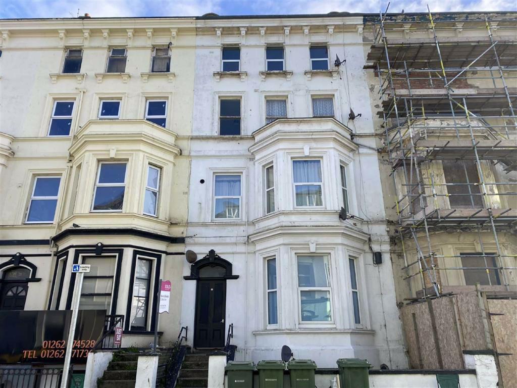 Marlborough Terrace, Bridlington... Property £5,000