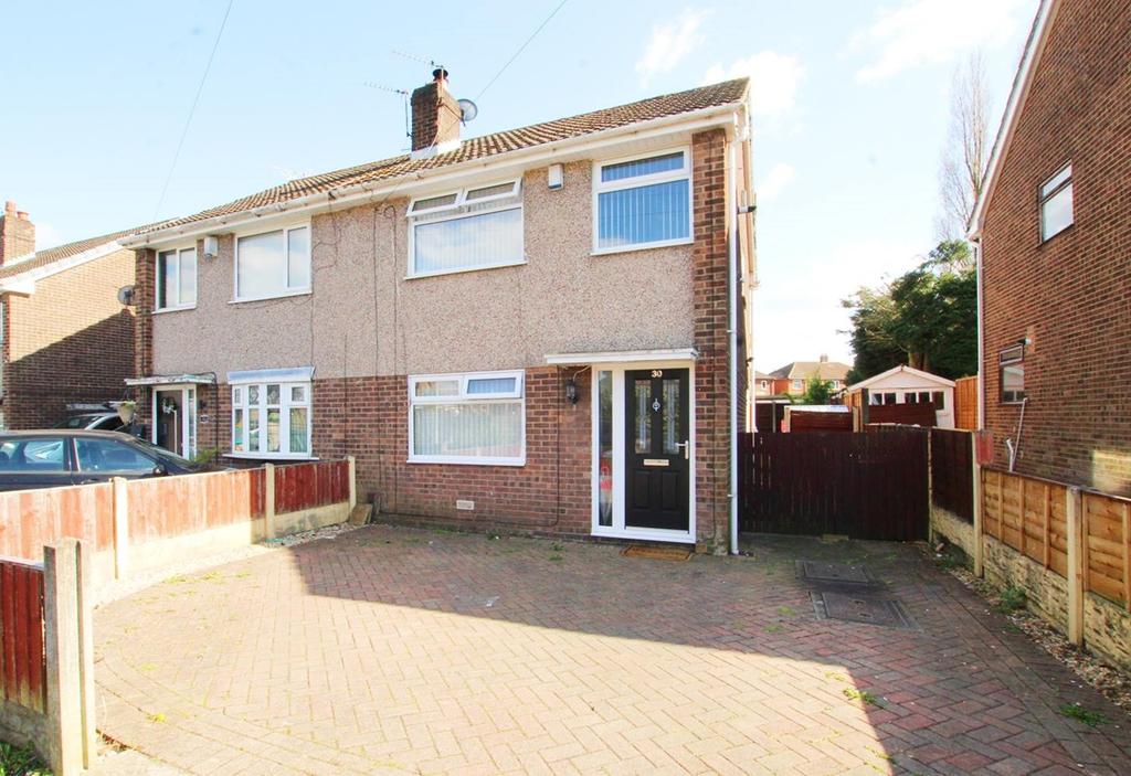 Lincoln Drive, AshtoninMakerfield, Wigan, WN4 3 bed semidetached