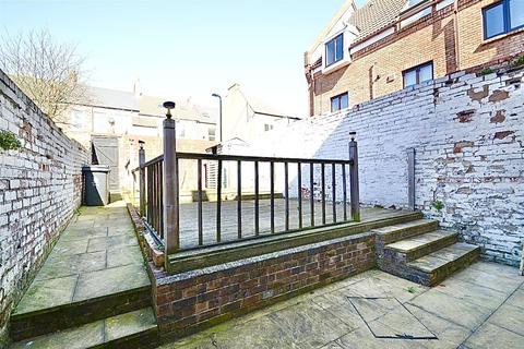 90 Howdon Road, North Shields, NE29 6ST