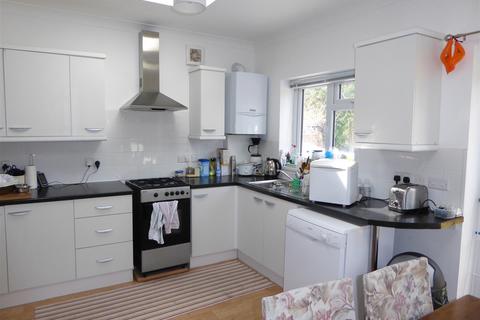 38 Lime Tree Road, Hounslow, TW5 0TD