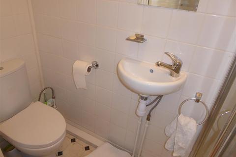 38 Lime Tree Road, Hounslow, TW5 0TD