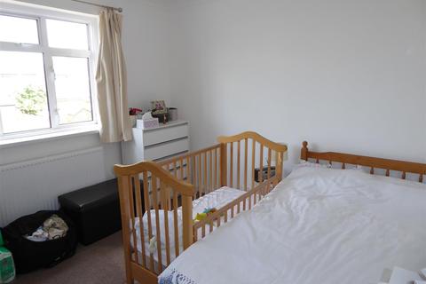 38 Lime Tree Road, Hounslow, TW5 0TD