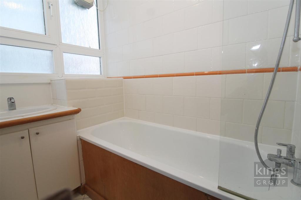 Bathroom (23).jpg