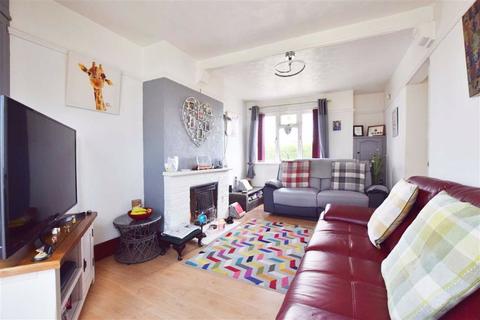 22 Balfour Road, Gloucester, GL1 5QJ